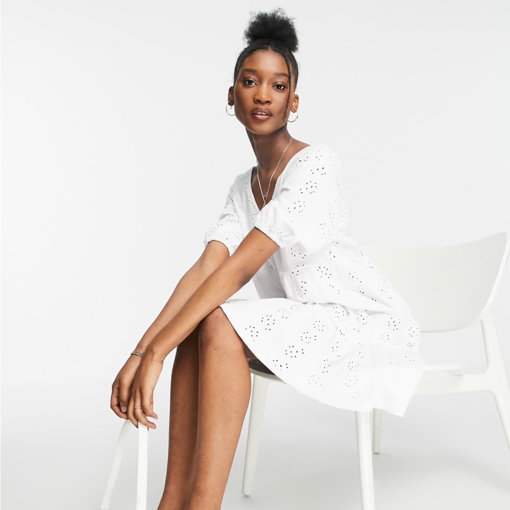 ASOS Design broderie eyelet v neck ruffle short sleeve tunic dress size 18